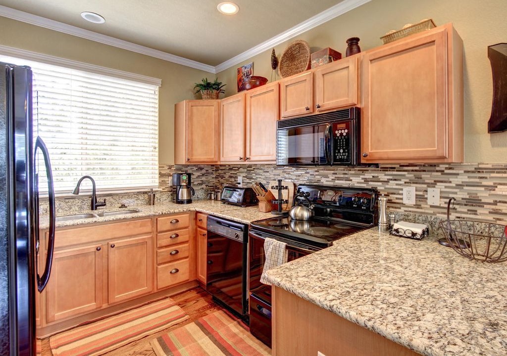 City Park West House | Uptown Luxury! Pet Friendly, Walk to Restaurants/ City Park. Free Welcome Gift!