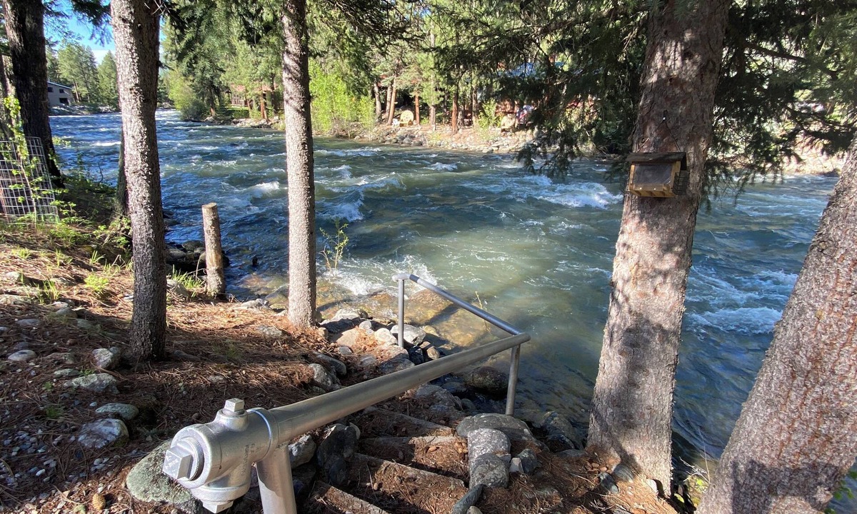 Bayfield Cabin | Vallecito Creekfront Cabin ~ Perfect Mountain Retreat for Families or Couples!