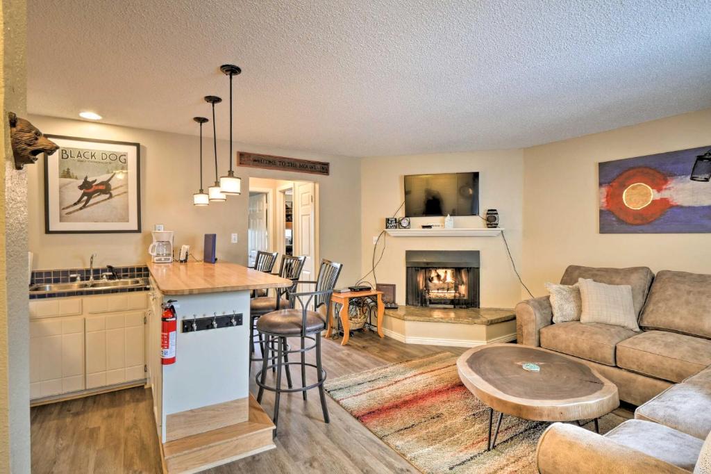 Historic District Apartment | Walk to Lifts Main Street Breck Condo with Mtn View