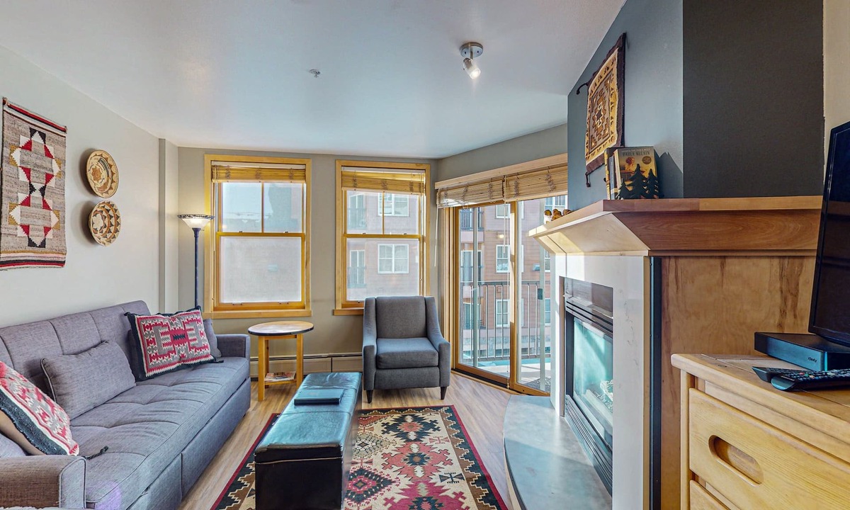 Silvermill Lodge | River Run