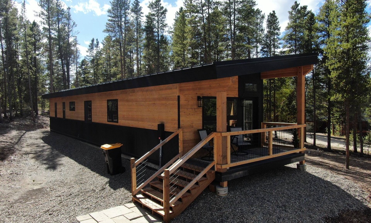 Leadville North House | Welcome to the Emerald Pines Escape!