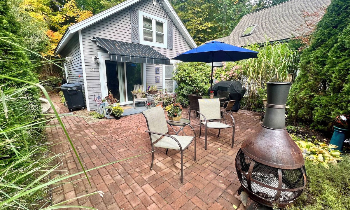 Ogunquit Cottage | Wildflower Cottage