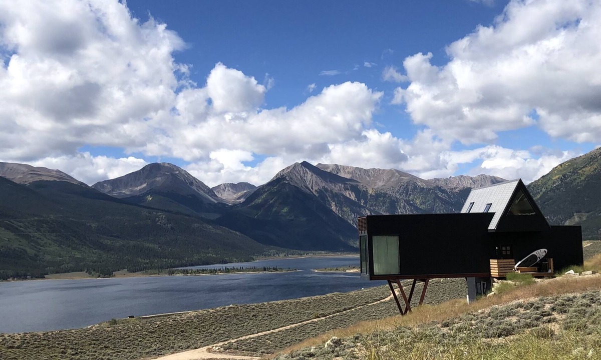 Twin Lakes Cabin | Winter retreat for the holidays! Nov 16-May 30th. 1 hr from Summit ski resorts.