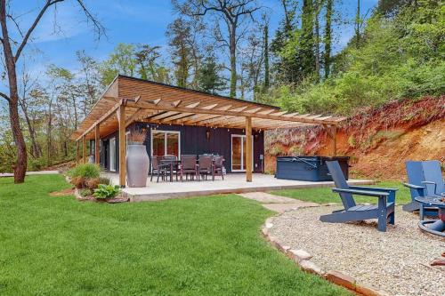 Webster House | Wolfhaven