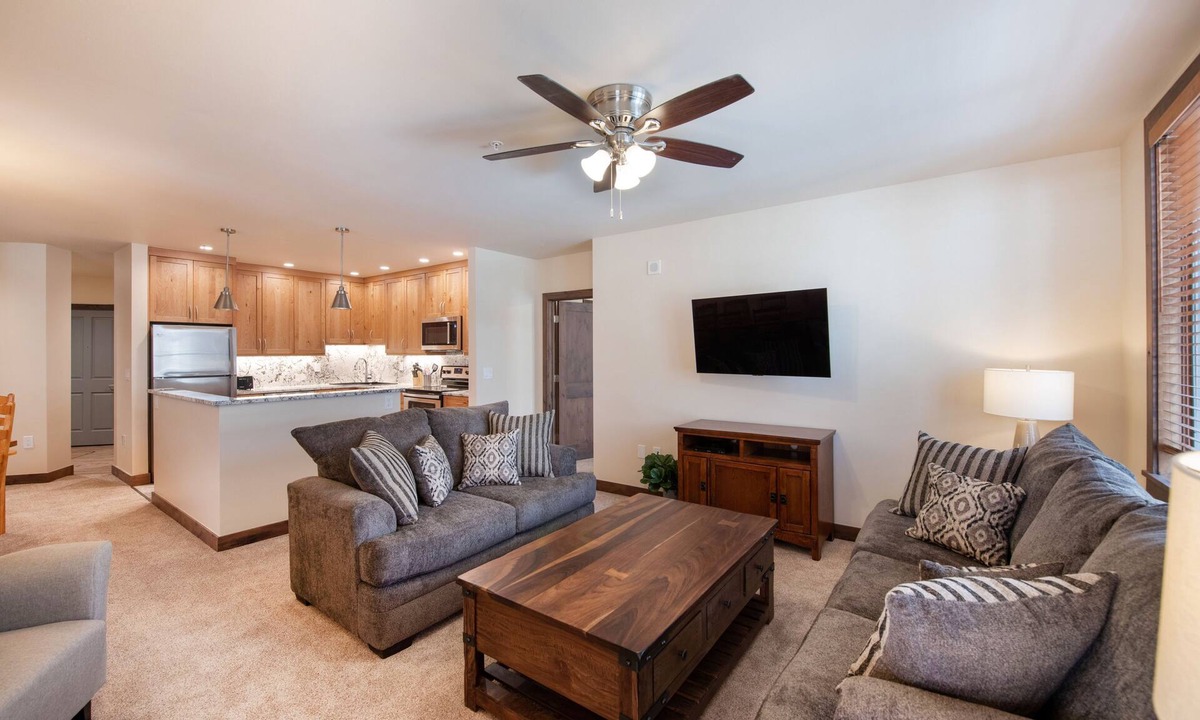 Spectacular Zephyr Mountain Lodge Village | Winter Park