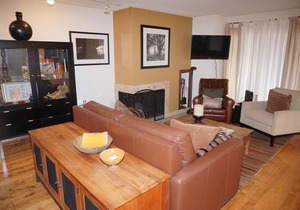100 Dean St E #2B (203060-4277) in Aspen