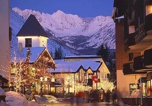 100 Yards From Gondola One! 2-Bed 2-Bath