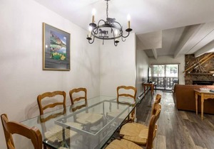 109 m² Condo ∙ 2 bedrooms ∙ 6 guests