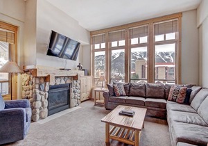 121 m² Condo ∙ 3 bedrooms ∙ 9 guests
