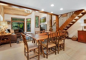 125 Ridgepoint Townhomes Townhouse