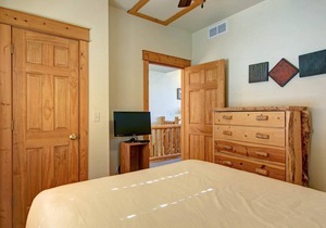 140 m² Condo ∙ 2 bedrooms ∙ 6 guests