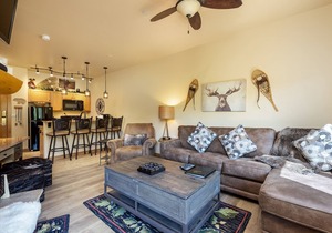 150 yds to the Gondola/Shared Pool and Hot Tub Access/Private Patio