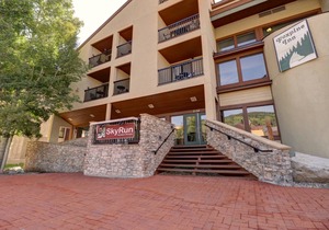 167 m² Condo ∙ 4 bedrooms ∙ 12 guests