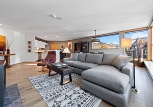 2 Bedroom Gold #518