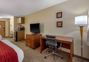 2-Star Hotel ∙ Comfort Inn Denver Southeast