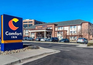 2-Star Hotel ∙ Comfort Inn Denver Southeast