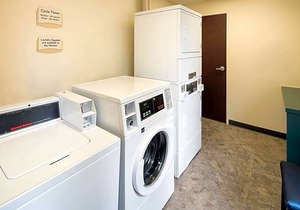 2-Star Hotel ∙ Fairfield Inn by Marriott Loveland Fort Collins