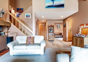 242 m² House ∙ 3 bedrooms ∙ 6 guests