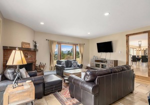 272 m² House ∙ 3 bedrooms ∙ 8 guests