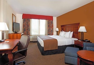3-Star Hotel ∙ Holiday Inn Express & Suites Trinidad, an IHG Hotel