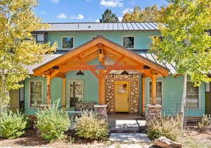 300 m² House ∙ 4 bedrooms ∙ 8 guests