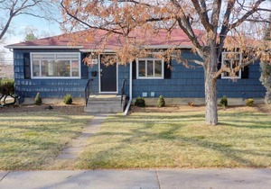 4 bed rooms + more Denver Home Quiet Neighborhood