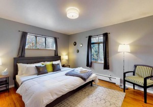 4 bed rooms + more Denver Home Quiet Neighborhood