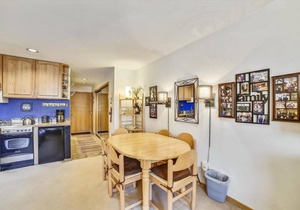 42 m² Condo ∙ 4 guests