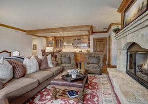 4Br Ski in Ski Out the Top of Bachelor Gulch condo