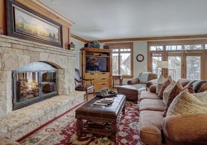 4Br Ski in Ski Out the Top of Bachelor Gulch condo