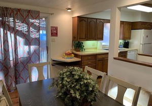 5 Bedroom home in quiet Denver neighborhood