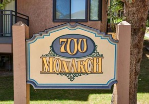 700 Monarch 301