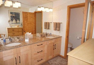 735 Bleeker St E #735