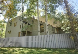 735 Bleeker St E #735