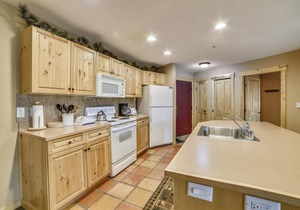 81 m² Condo ∙ 2 bedrooms ∙ 6 guests