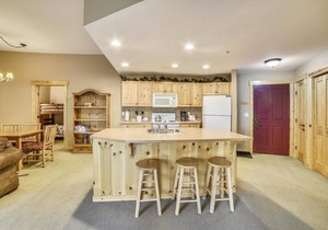 81 m² Condo ∙ 2 bedrooms ∙ 6 guests