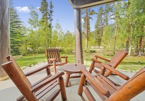 8750 Trappers Crossing condo