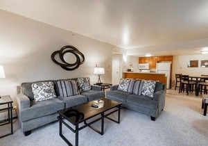 90 m² Condo ∙ 2 bedrooms ∙ 6 guests