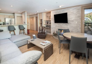 93 m² Condo ∙ 2 bedrooms ∙ 6 guests