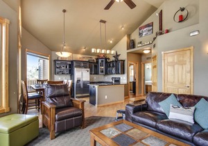94 m² Condo ∙ 2 bedrooms ∙ 6 guests