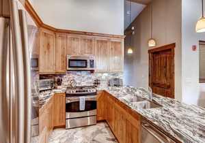 97 m² Condo ∙ 2 bedrooms ∙ 8 guests