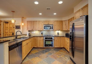 AL4202 | Perfect Family Retreat | Mtn Views | Pools | 10 Hot Tubs | Air Chilling