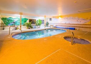 Alpine Inn & Suites
