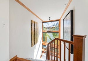 Alpine Retreat Escape
