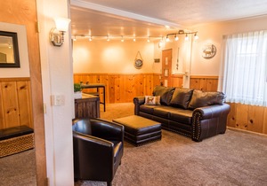 Alpine Trail Ridge Inn - Western King Suite
