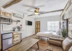 Apartment ∙ 1 bedroom ∙ 2 guests