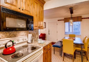April 2020 in West Vail! 2-bed condo! (1-bed option) Snow is here!