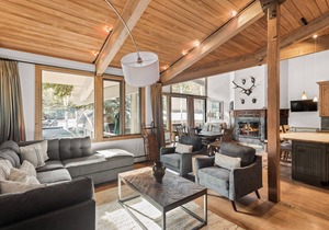 Aspen Alps Corner Deluxe 2 Bedroom, walking distance to town