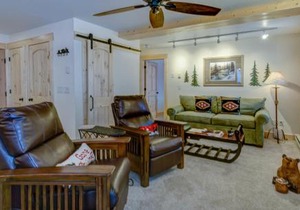 Bear Claw 104 - Ski-in Ski-out Condo!