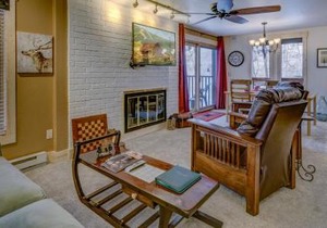 Bear Claw 104 - Ski-in Ski-out Condo!